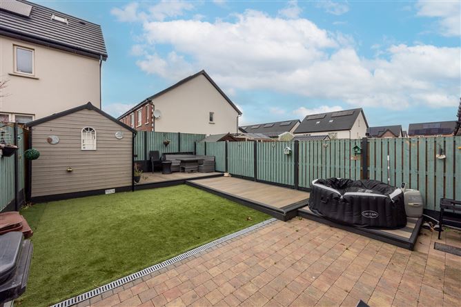 https://photos-a.propertyimages.ie/media/9/9/4/4910499/23fe21cf-0bf2-4a2d-abbd-046d298766ec_l.jpg