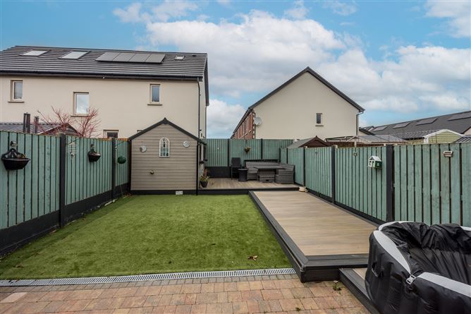 https://photos-a.propertyimages.ie/media/9/9/4/4910499/23fe21cf-0bf2-4a2d-abbd-046d298766ec_l.jpg
