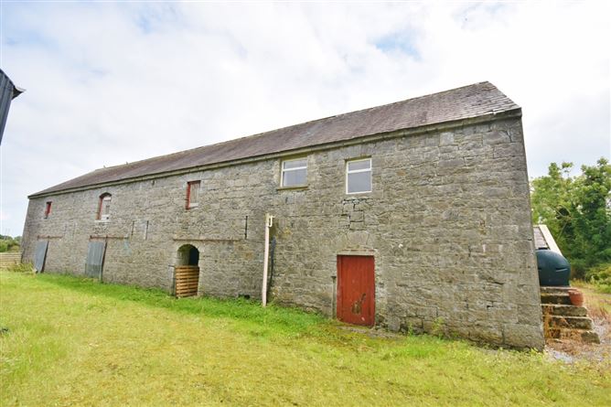 https://photos-a.propertyimages.ie/media/9/9/4/4936499/b87b4f0f-b919-4b96-8c76-607a61b489cf_l.jpg