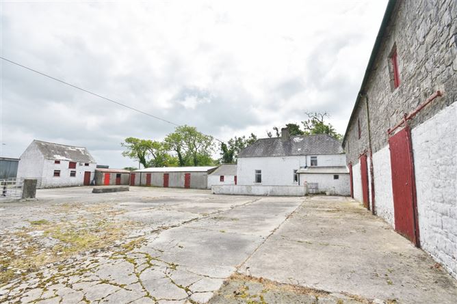 https://photos-a.propertyimages.ie/media/9/9/4/4936499/b87b4f0f-b919-4b96-8c76-607a61b489cf_l.jpg