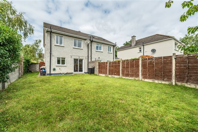 https://photos-a.propertyimages.ie/media/9/9/4/4948499/121695ea-ca12-405b-9b78-db2465bcaaa7_l.jpg