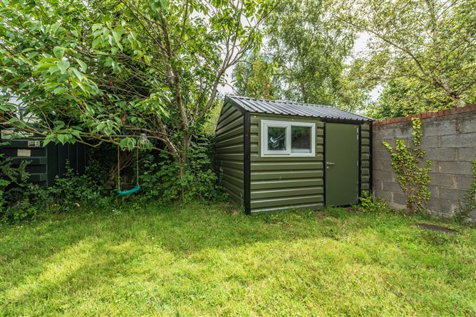 https://photos-a.propertyimages.ie/media/9/9/4/4948499/121695ea-ca12-405b-9b78-db2465bcaaa7_l.jpg