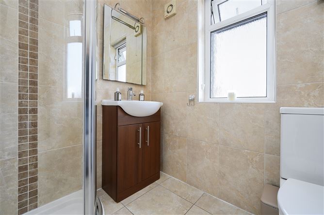 33 Castle Grove, Clondalkin, Dublin 22, D22 CC03