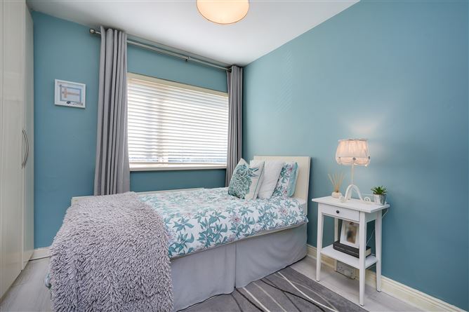 33 Castle Grove, Clondalkin, Dublin 22, D22 CC03