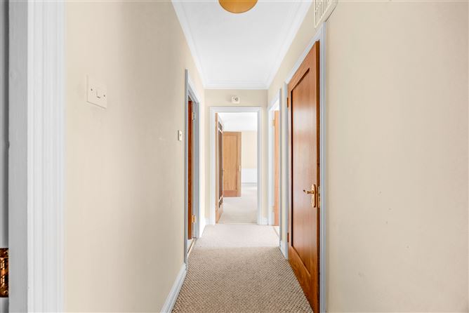 1 Seamount House, St Johns Road, Sandymount, Dublin 4
