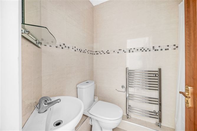 Photo 10 of 19 — 1 Seamount House, St Johns Road, Sandymount, Dublin 4