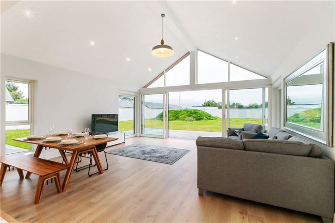 Oaklands, Kilmacredock, Maynooth, Co. Kildare