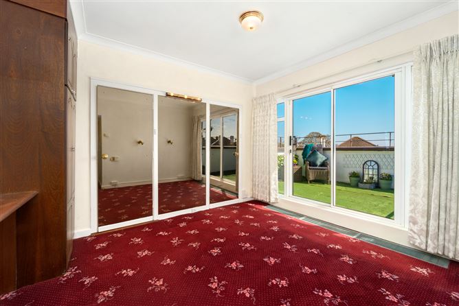 93 South Avenue, Mount Merrion, Dublin