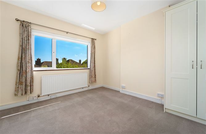 93 South Avenue, Mount Merrion, Dublin