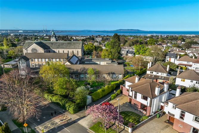 93 South Avenue, Mount Merrion, Dublin