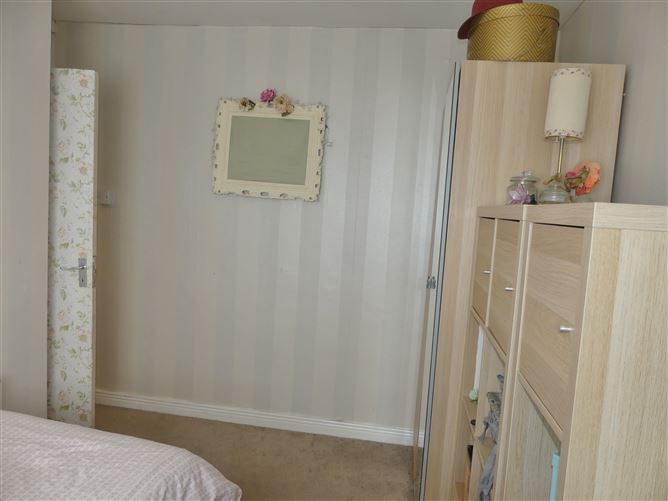 52, The Crescent, Millbrook Lawns, Tallaght, Dublin 24