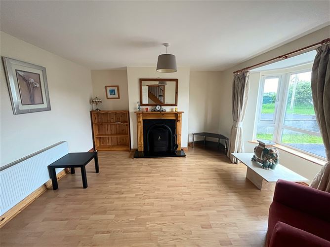 19 Riverbank, Cloonfad, Ballyhaunis, Mayo