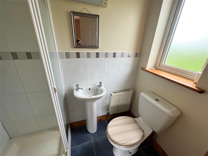 19 Riverbank, Cloonfad, Ballyhaunis, Mayo
