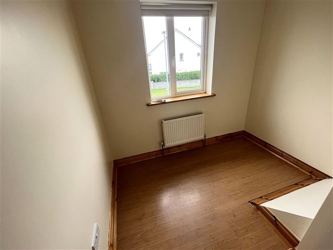 19 Riverbank, Cloonfad, Ballyhaunis, Mayo