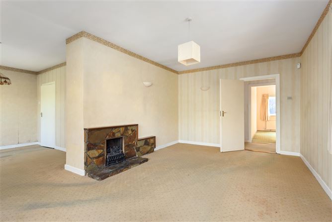 36 Arnold Park, Glenageary, Co. Dublin
