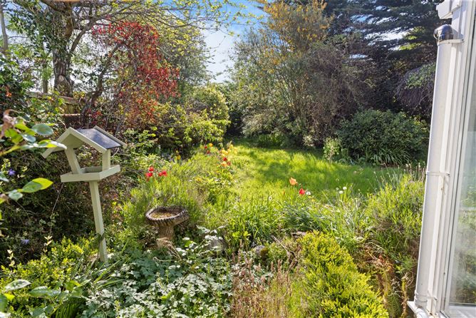 36 Arnold Park, Glenageary, Co. Dublin