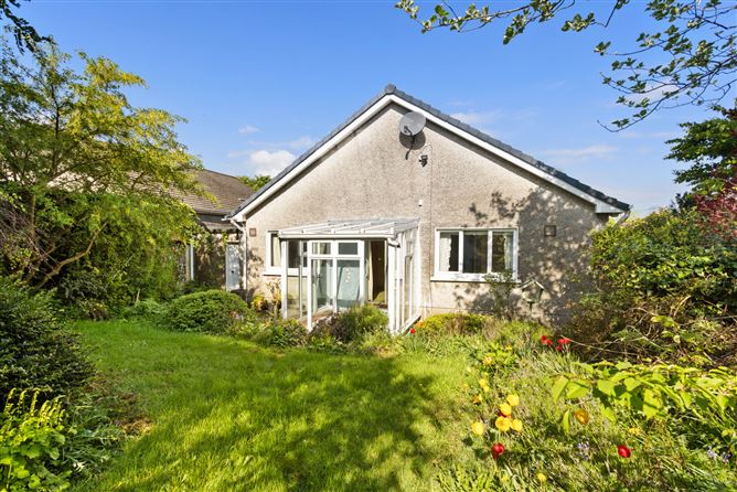 36 Arnold Park, Glenageary, Co. Dublin