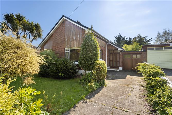 36 Arnold Park, Glenageary, Co. Dublin