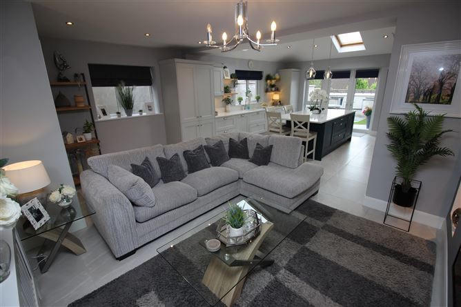 No. 10 The Heathers, Classes Lake, Ballincollig, Cork