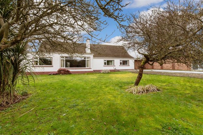 CÚL NA DTONN, 130 Carrickbrack Road, Sutton, Dublin 13