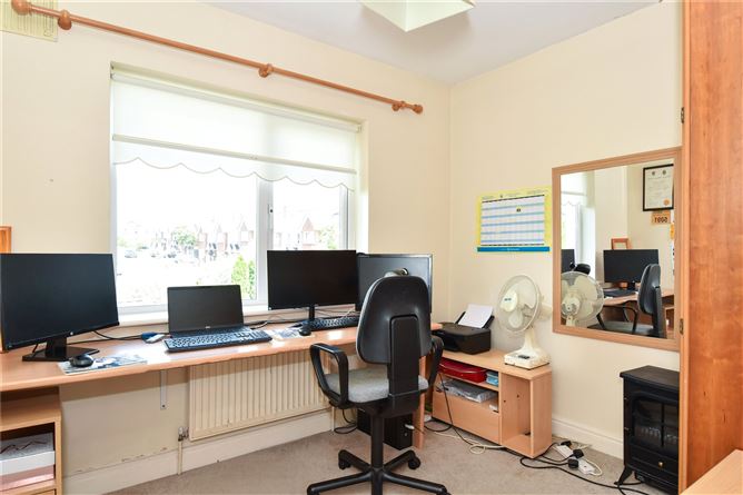 61 Sli Na Sruthan, Clybaun Road, Knocknacarra, Galway