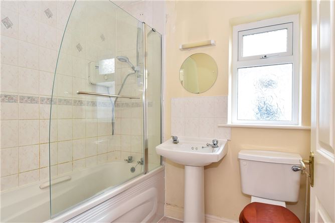 61 Sli Na Sruthan, Clybaun Road, Knocknacarra, Galway