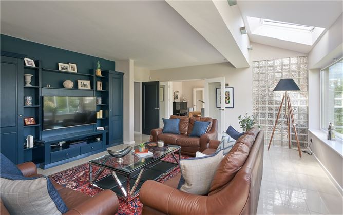 32 Brighton Avenue, Foxrock, Dublin 18