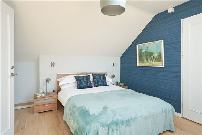 32 Brighton Avenue, Foxrock, Dublin 18