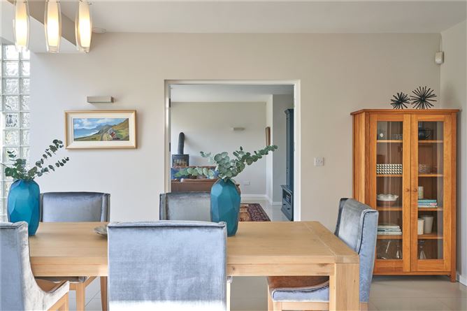 32 Brighton Avenue, Foxrock, Dublin 18