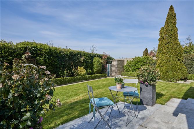 32 Brighton Avenue, Foxrock, Dublin 18