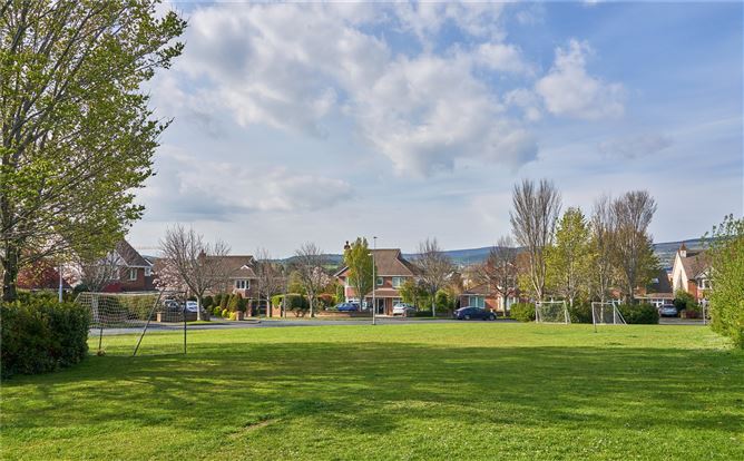 32 Brighton Avenue, Foxrock, Dublin 18