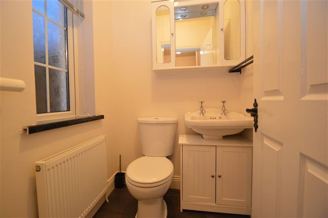 16 McCurtain Villas, College Road, Cork City, Cork