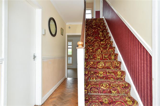 16 Monksfield, Salthill, Galway
