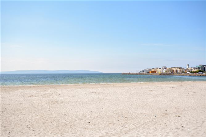 16 Monksfield, Salthill, Galway