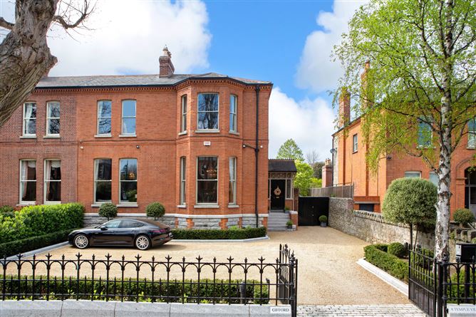 Gifford, 8 Temple Villas, Rathmines, Dublin 6