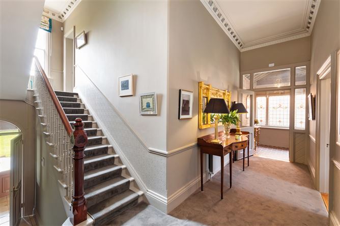 Gifford, 8 Temple Villas, Rathmines, Dublin 6
