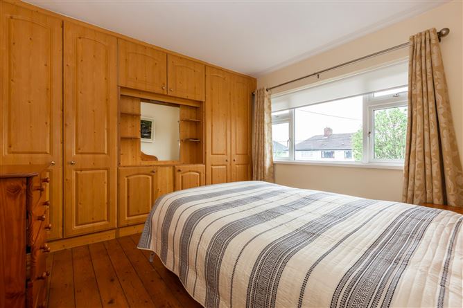 4 Elm Mount Park, Beaumont, Dublin 9