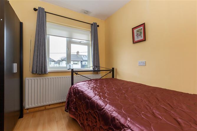 4 Elm Mount Park, Beaumont, Dublin 9
