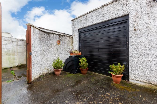4 Elm Mount Park, Beaumont, Dublin 9