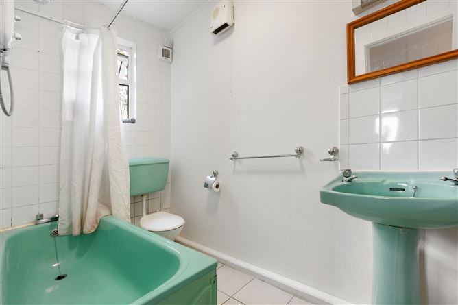 Apartment 4 Claremont Court, Claremont Road, Sandymount, Dublin 4