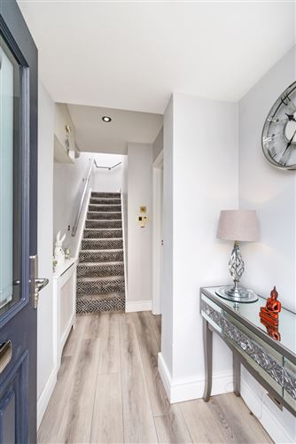 18 Annamoe Park, Cabra, Dublin 7