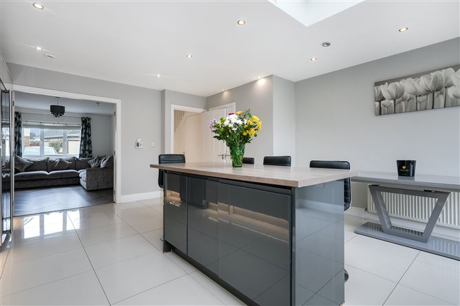 4 Heathfield Grove, Finglas, Dublin 11