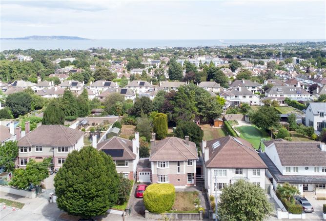 Photo 23 of 26 — 5 Trees Avenue, Mount Merrion, Co. Dublin