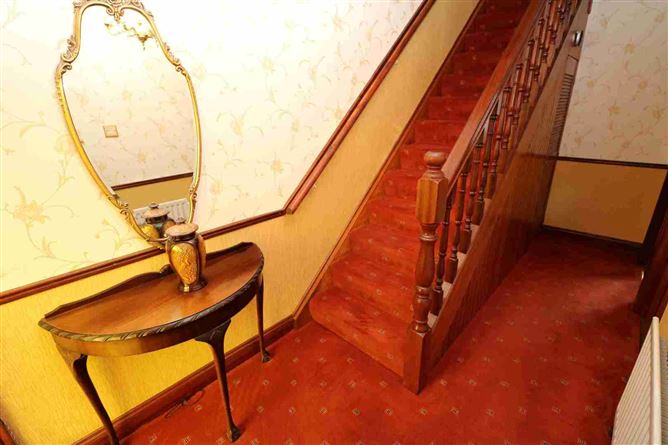 10 Springfield Park, Nun's Walk, Drogheda, Co. Louth