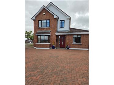 6 Galteeview, Cahir, Tipperary