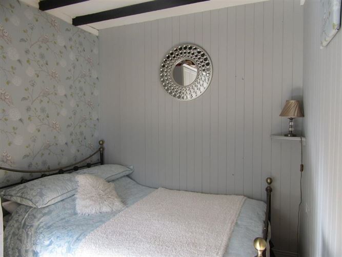 Rose Cottage, Coolcullen, Kilkenny Town, County Kilkenny