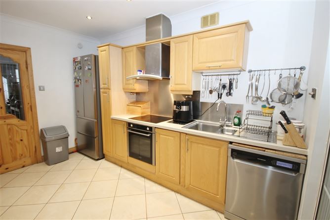 212 The Oaks, Belgard Heights, Tallaght, Dublin 24
