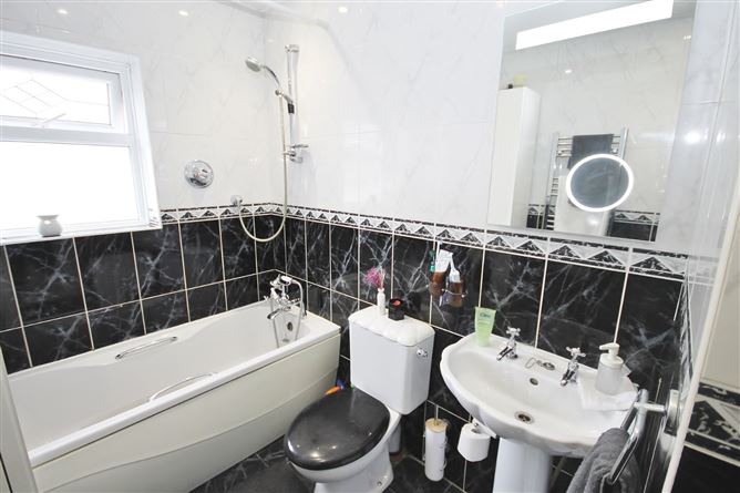 212 The Oaks, Belgard Heights, Tallaght, Dublin 24