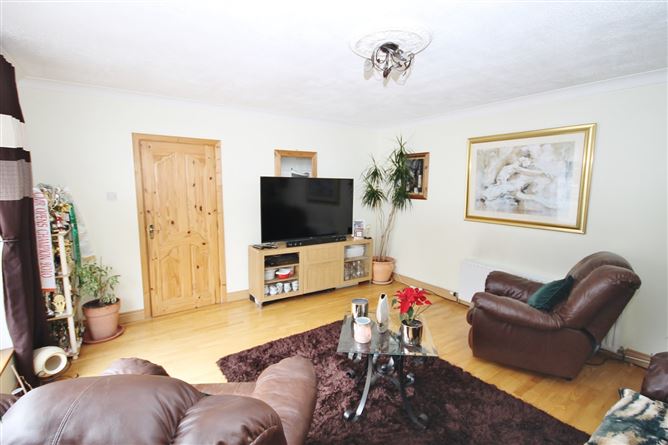 212 The Oaks, Belgard Heights, Tallaght, Dublin 24