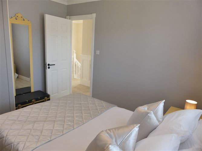 25, Carrigmore Avenue, Citywest, Dublin 24